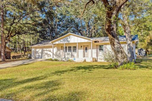 The Best Updated Classy Convenient Home For You - Housity