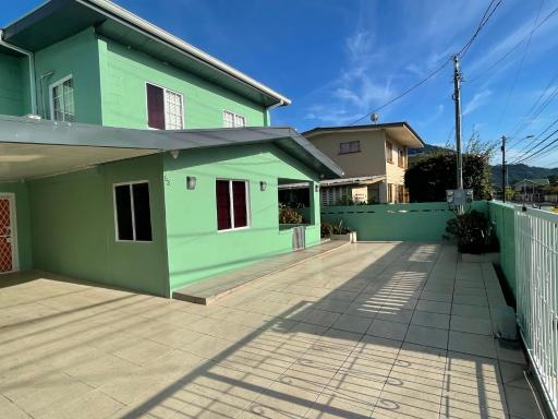 Arlene's Nest Diego Martin - 3 Bedroom 1 & half bath Cozy Apt - Housity