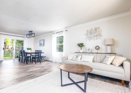 Luxurious Family Friendly 5 Bedroom House - Housity