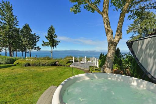 White Heron Oceanfront Estate - Housity