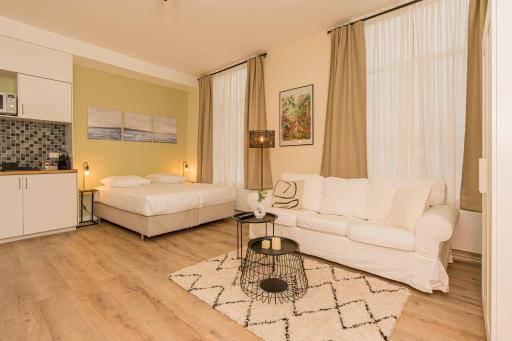Vijf Koningen - Housity