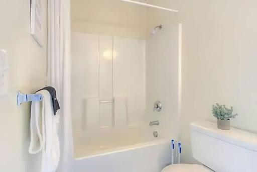 Perfect 1BR In Prime Location & View of Stadiums - Housity