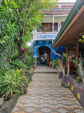 Southpoint Hostel - Housity