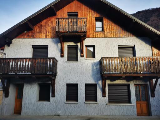 Appartement 4-6 personnes à proximité des stations et grands cols - Housity