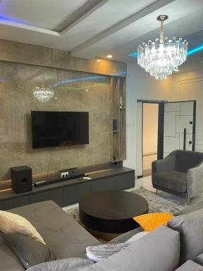 mimi luxury 2 bedroom with pool ikate - Housity