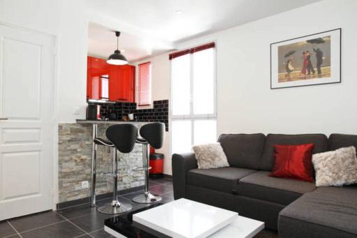 Marché aux Puces de Saint-Ouen - Housity