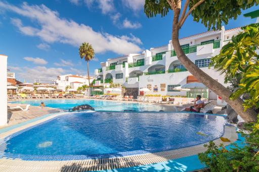 Aparthotel Neptuno Costadeje - Housity