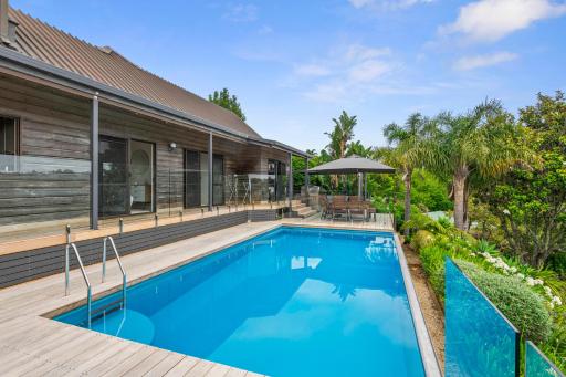 Riverview Landing - Kerikeri Holiday Home - Housity