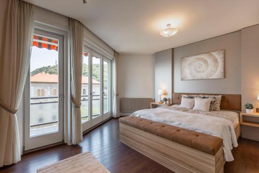 Luxury Residence with a Beautiful view for the Danube River - Housity