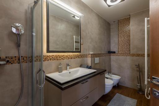 Luxury Residence with a Beautiful view for the Danube River - Housity