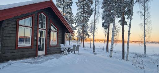 Lakeside log cabin Främby Udde Falun - Housity