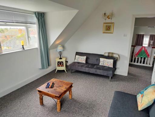 Bexhill Sea View Flat 3 - Housity