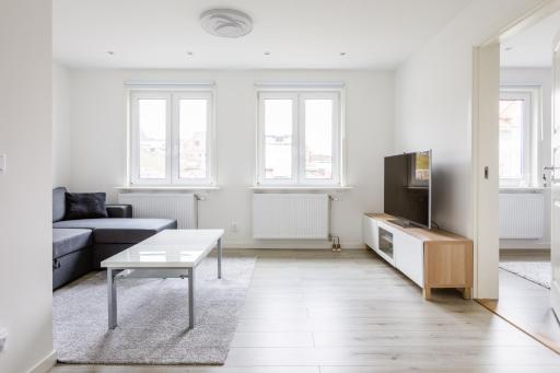 New Flores - Housity
