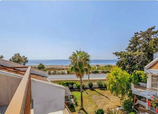 Alanya Beachfront Villa with 6 Oceanview Terraces - Housity