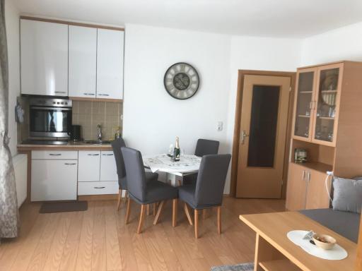Apartmani Kuzmanovic Stan na dan - Housity