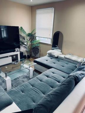 Flat in Bedford - Housity