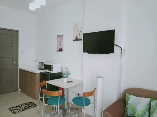 AIZEN FLATS WALKINGUP CONDO - Housity