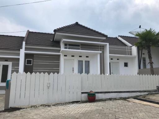 Villa D'hasan Batu - Housity