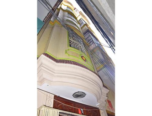Hotel Maya Inn, Varanasi - Housity