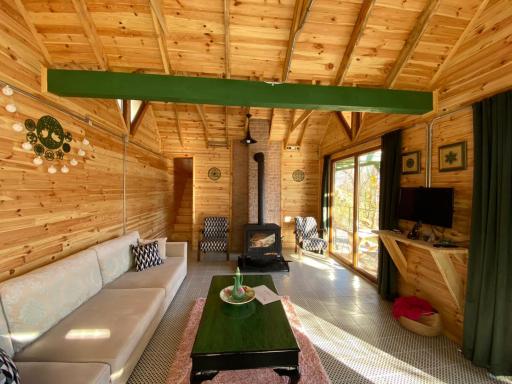 Secluded Wooden House with Jacuzzi in Sapanca - Housity
