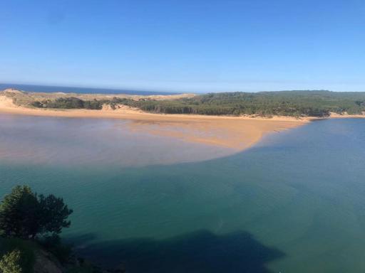 Precioso atico con vistas al mar 20 metros de Playa de Usil - Housity
