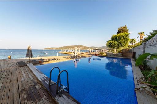 Regal Home with Shared Pool near Beach in Bodrum - Housity