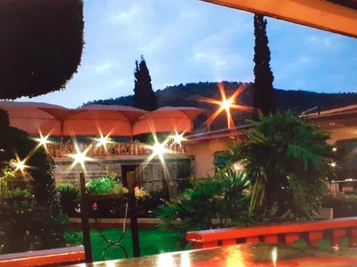 Valley View Guest House - Housity