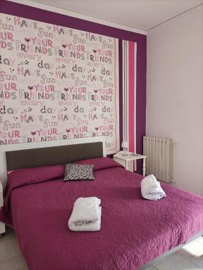 Butterfly House - Housity