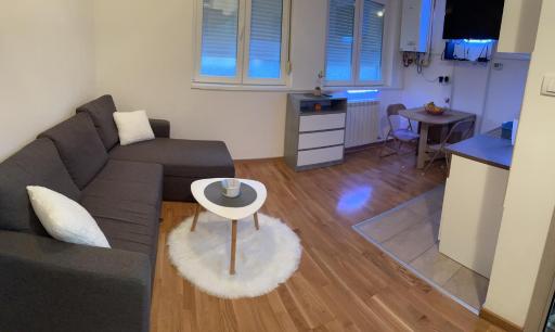 SkyApartman1 - Housity