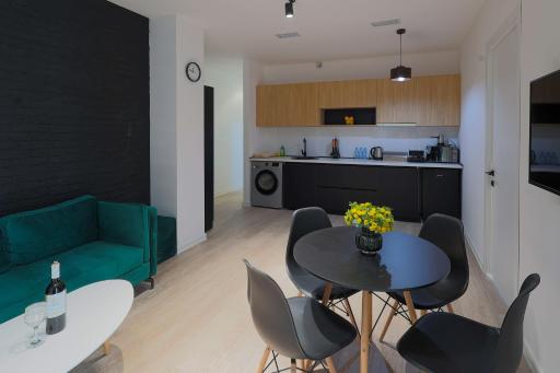 Welcome Republic Square Apartments - Hizvo