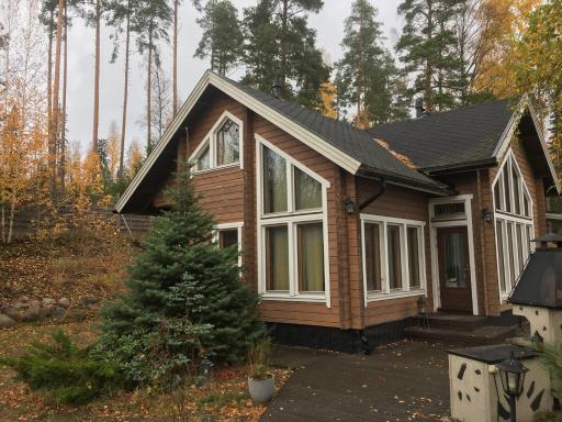 Villa Joutsen - Housity