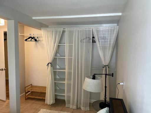 Lovely Two Bedroom Condo in South Boston - Housity