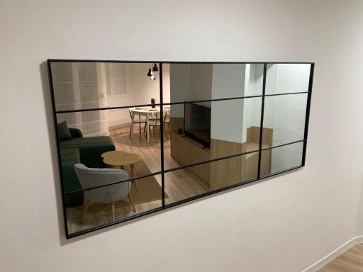Apartment 42 - Housity