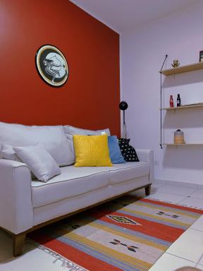Apartamento Moderno, 2 qts e Garagem Coberta - Housity