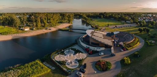 Wyspa Wisła Przyjazna Przystań Stężyca - Housity