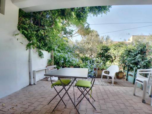 Appartement 4 pers, jardinet privatif, à 150m de la mer, Saintes-Maries-de-la-Mer - FR-1-475-40 - Housity