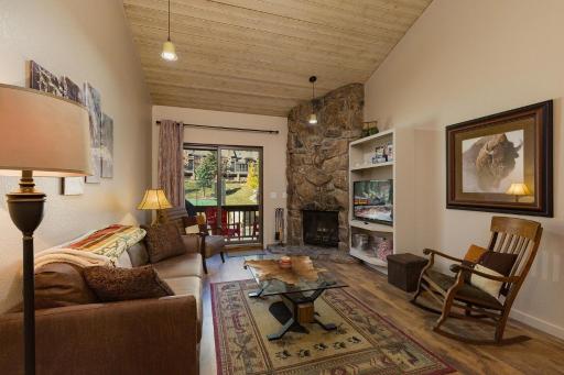 Cascade Village 364 - Housity