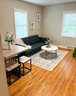 Centrally Located Cozy 1 Bedroom Apartment - Housity