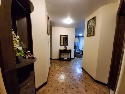Excelente, cómodo departamento con perfecta ubicación - Housity