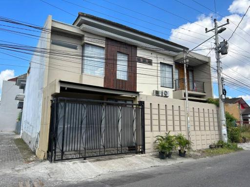 Guest House DiFi Timoho - Housity