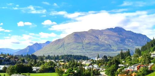 Queenstown Retreat - Housity