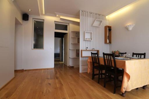 3-room separate unit in Sceaux (80 sq.m/860 sq.ft) - Housity