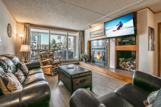 Spacious Mountain Condo in Beautiful Keystone condo - Housity