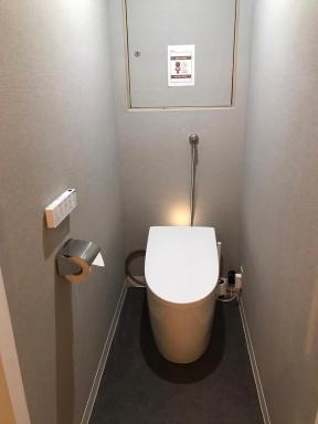Hotel Lux - Housity