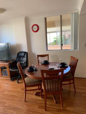 Hurstville Sydney Apartment Cosy centrally entire 2BR APT near city & airport - Housity