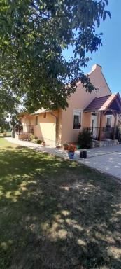 Gyöngyvirág apartman delux - Housity