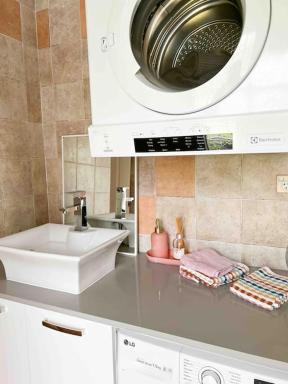 Frangipani - Housity