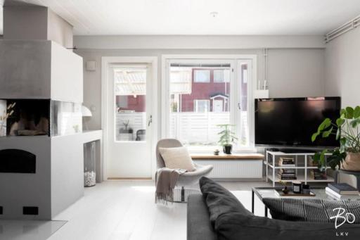 Hieno paritalohuoneisto, oma piha ja autopaikka - Housity