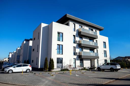 Burgundy Ploiesti Apartments - Housity