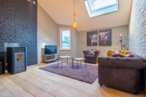 Le Comble Amoureux - Housity